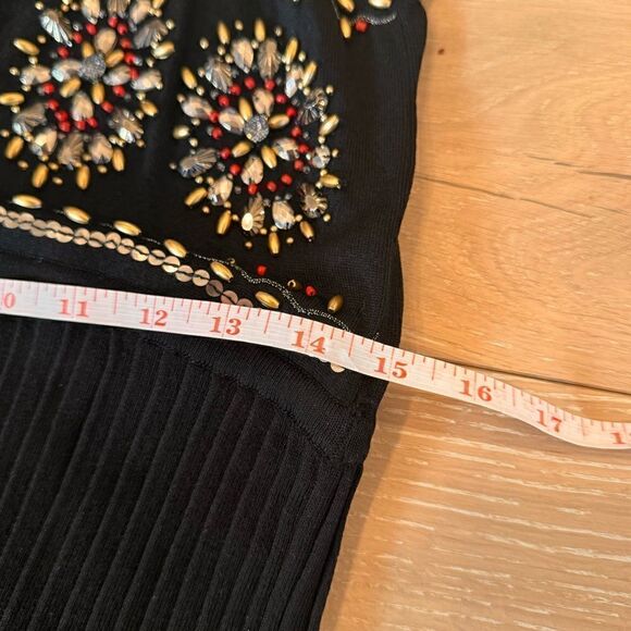 GRACE Knit dressing Beaded Dress - Picture 3 of 8